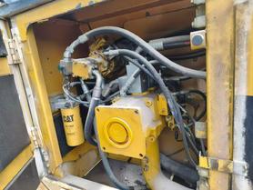 Buy Caterpillar 365C Used Excavator / 8 Buy Caterpillar 365C Used Excavator / 8