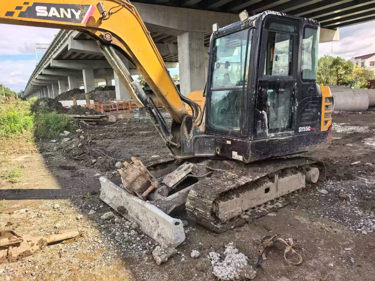 Buy Sany SY55 Used Excavator / 4