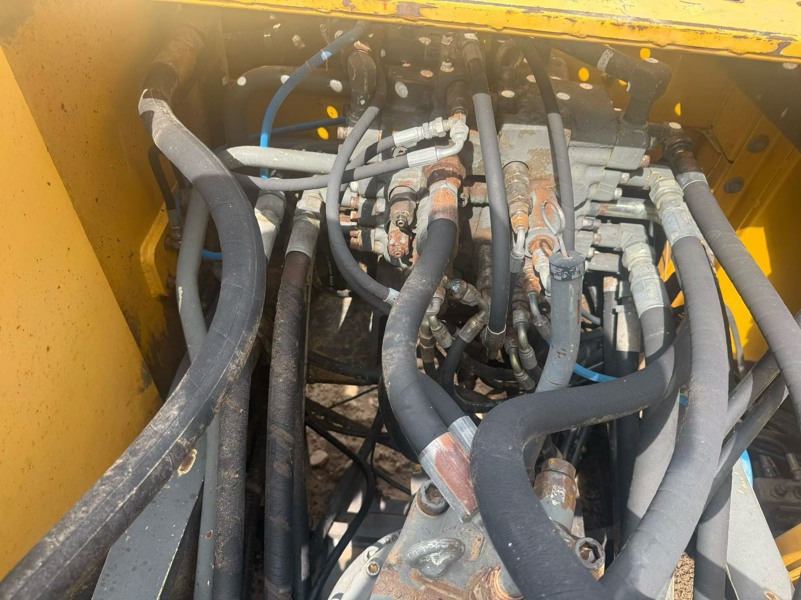 Buy Volvo EC210B Used Excavator / 7