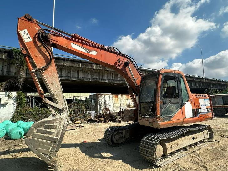 Buy Doosan DH150-7 Used Excavator / 1