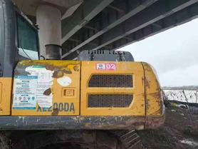 Buy XCMG XE200 Used Excavator / 4 Buy XCMG XE200 Used Excavator / 4