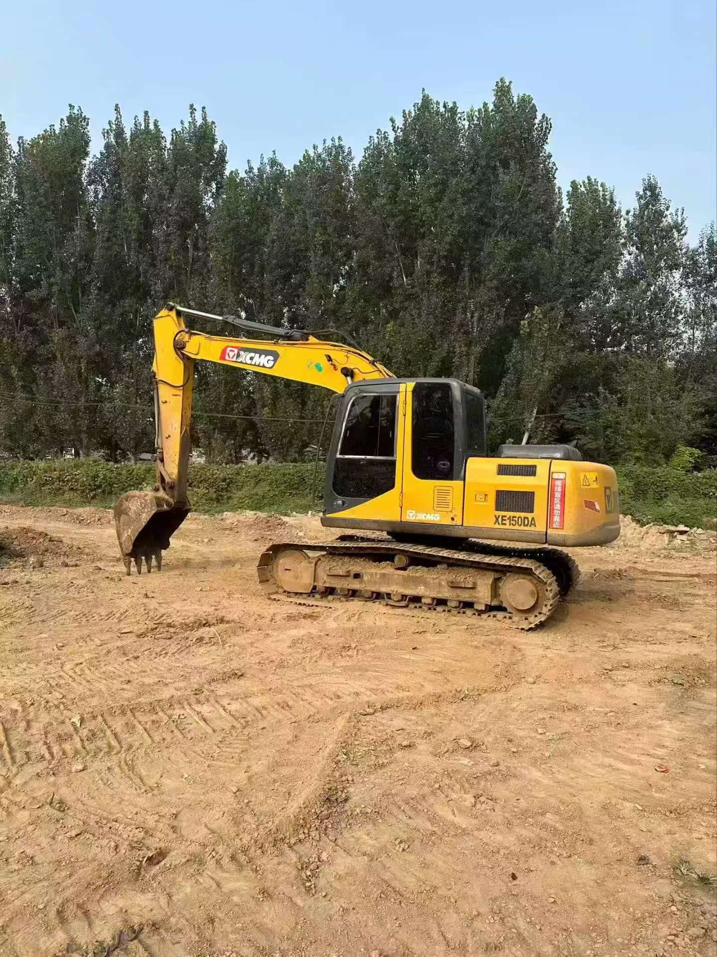 Buy XCMG XE150D Used Excavator / 3