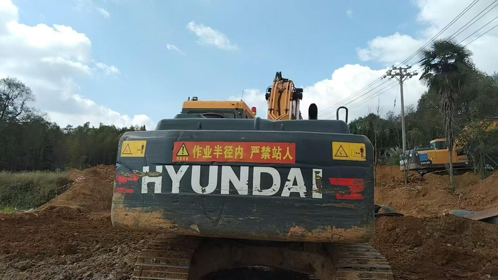 Buy Hyundai R215-7 Used Excavator / 5