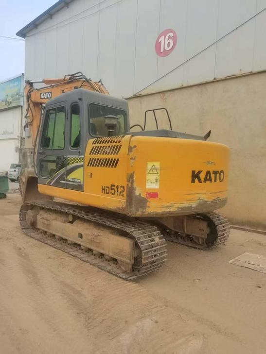 Buy Kato Used Excavator / 1