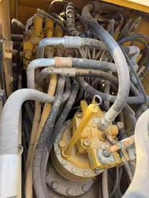 Buy Caterpillar 323 Used Excavator / 6 Buy Caterpillar 323 Used Excavator / 6