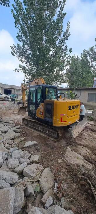Buy Sany SY75 Used Excavator / 1