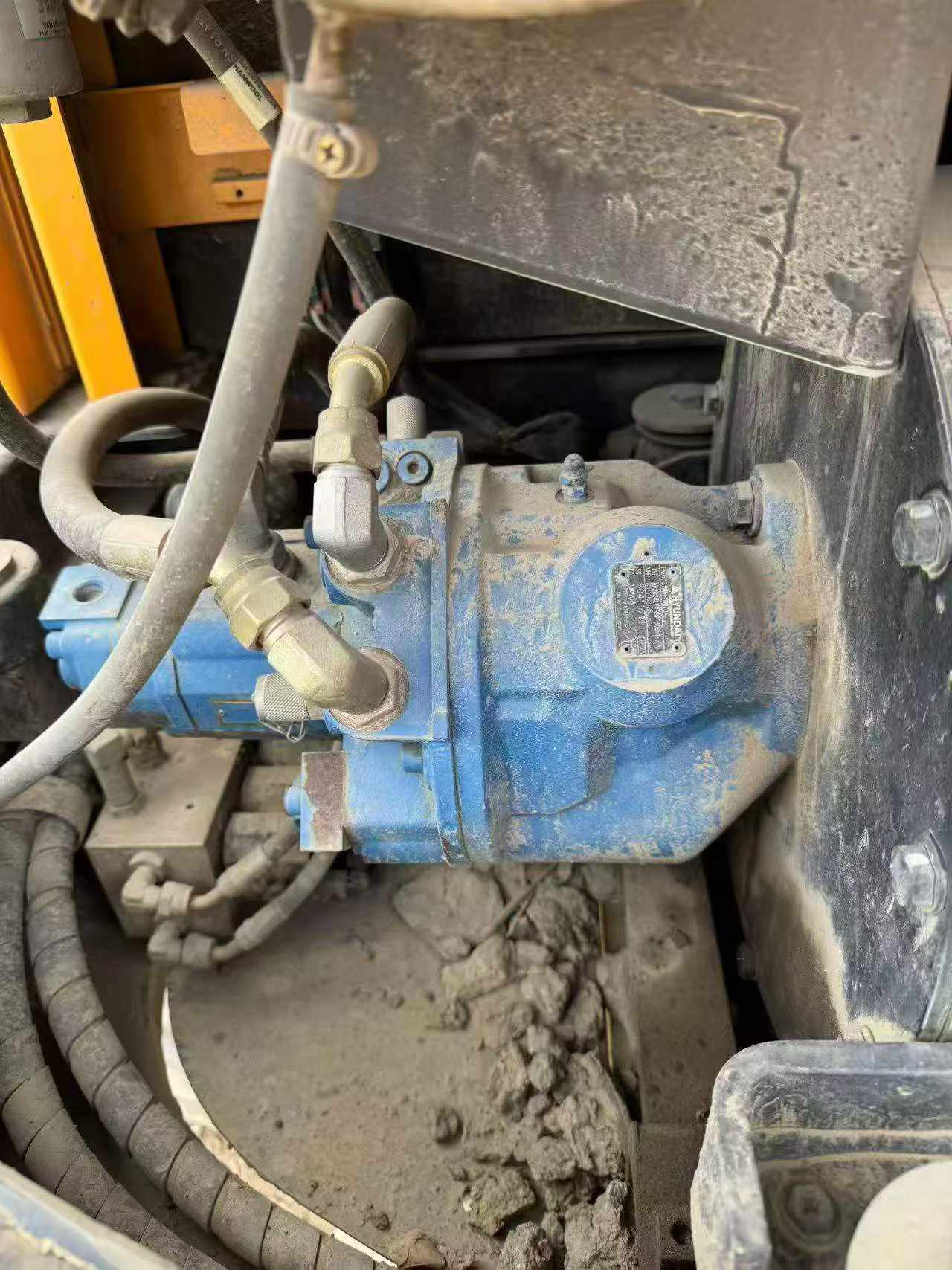 Buy Hyundai HX60 Used Excavator / 4