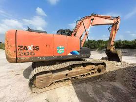 Buy Hitachi ZH200-5A Used Excavator / 2 Buy Hitachi ZH200-5A Used Excavator / 2