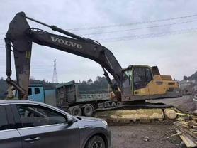 شراء حفارة Volvo L350F مستعملة / 3 شراء حفارة Volvo L350F مستعملة / 3