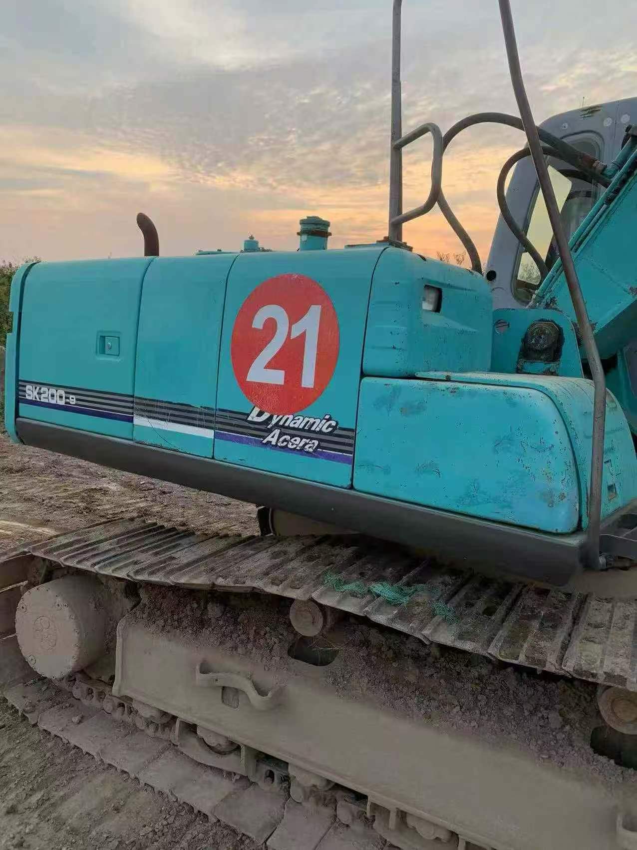 شراء حفارة Kobelco SK200-9 مستعملة / 3