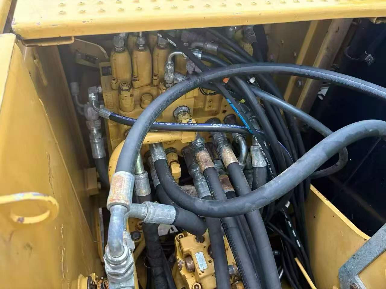 Compre Excavadora Caterpillar 313D Usada / 6