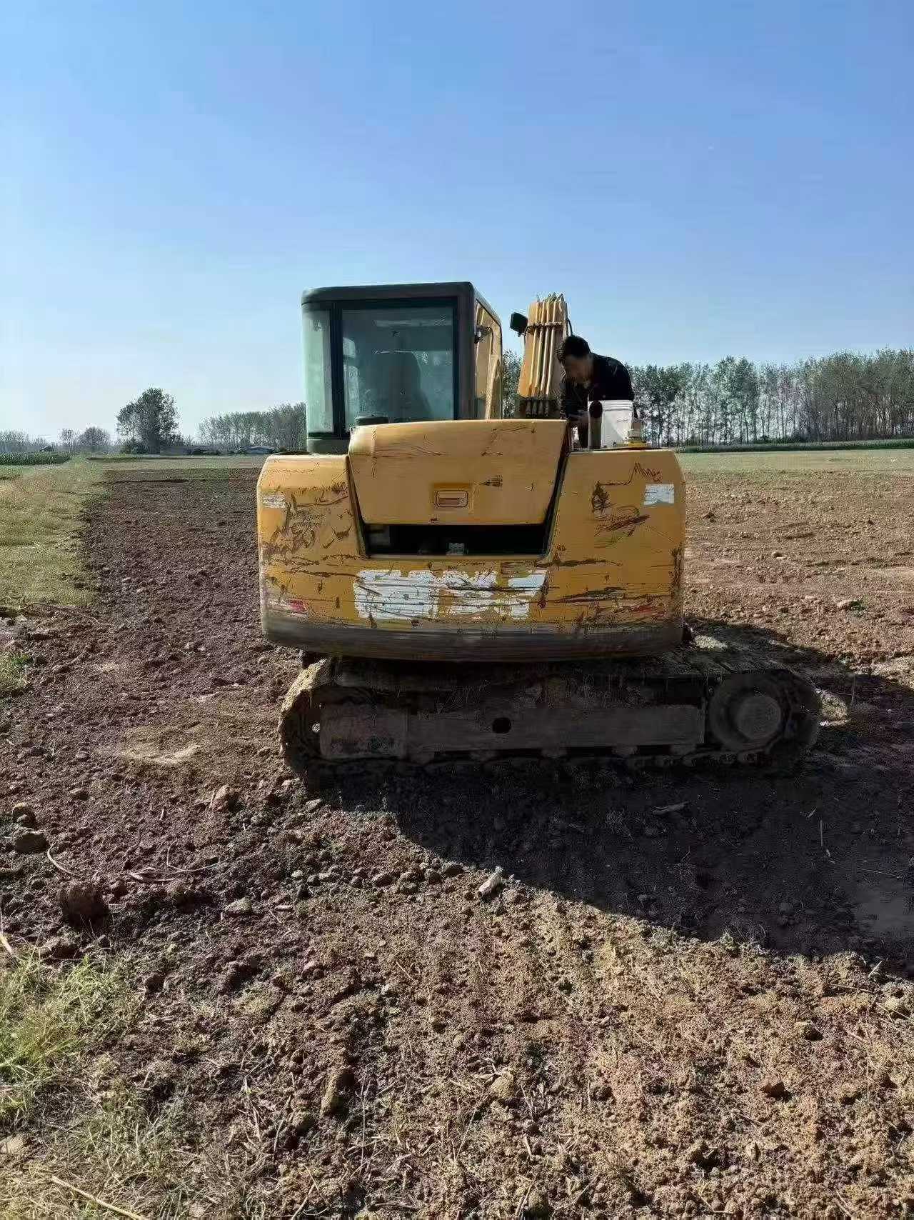 Buy Sany SY75 Used Excavator / 5