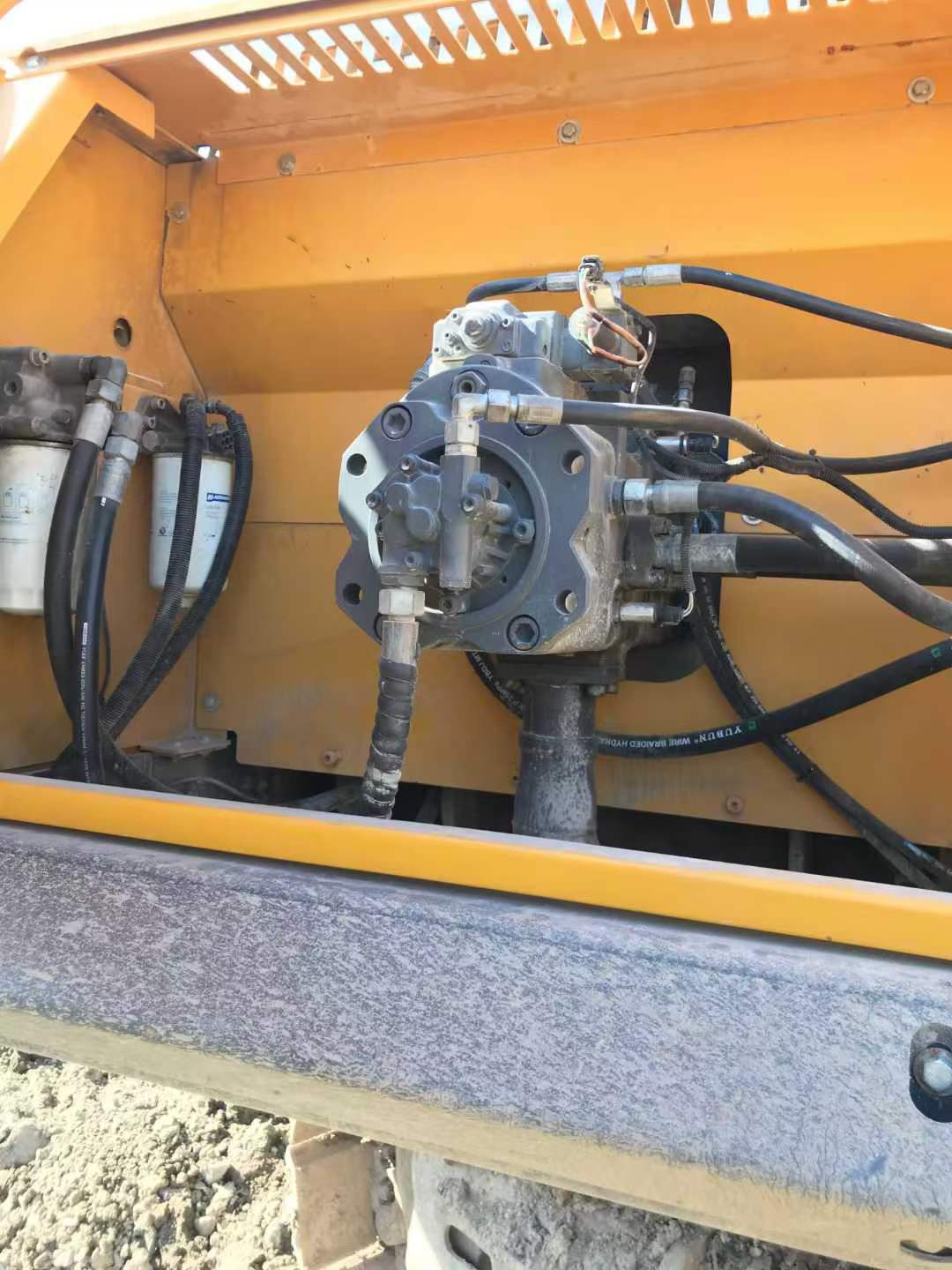 Buy XCMG XE370 Used Excavator / 8