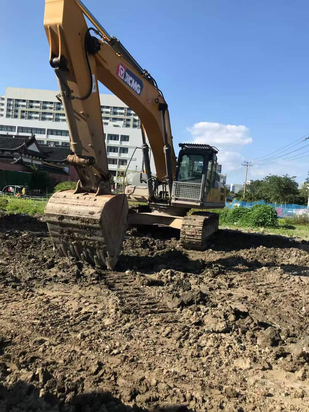 Buy XCMG XE370 Used Excavator / 5