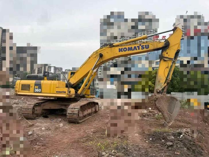 Buy Komatsu Used Excavator / 1