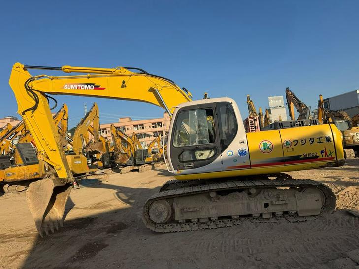 Buy Sumitomo SH200A3 Used Excavator / 1