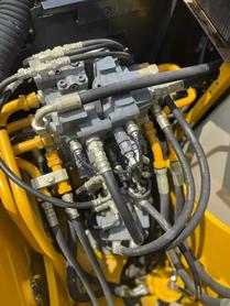 Buy Kato Used Excavator / 3 Buy Kato Used Excavator / 3