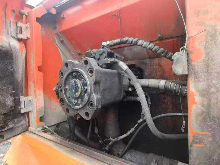 Buy Komatsu Used Excavator / 1