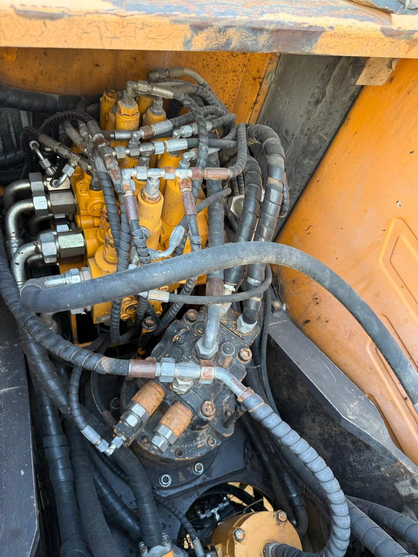Buy Sany SY135 Used Excavator / 9