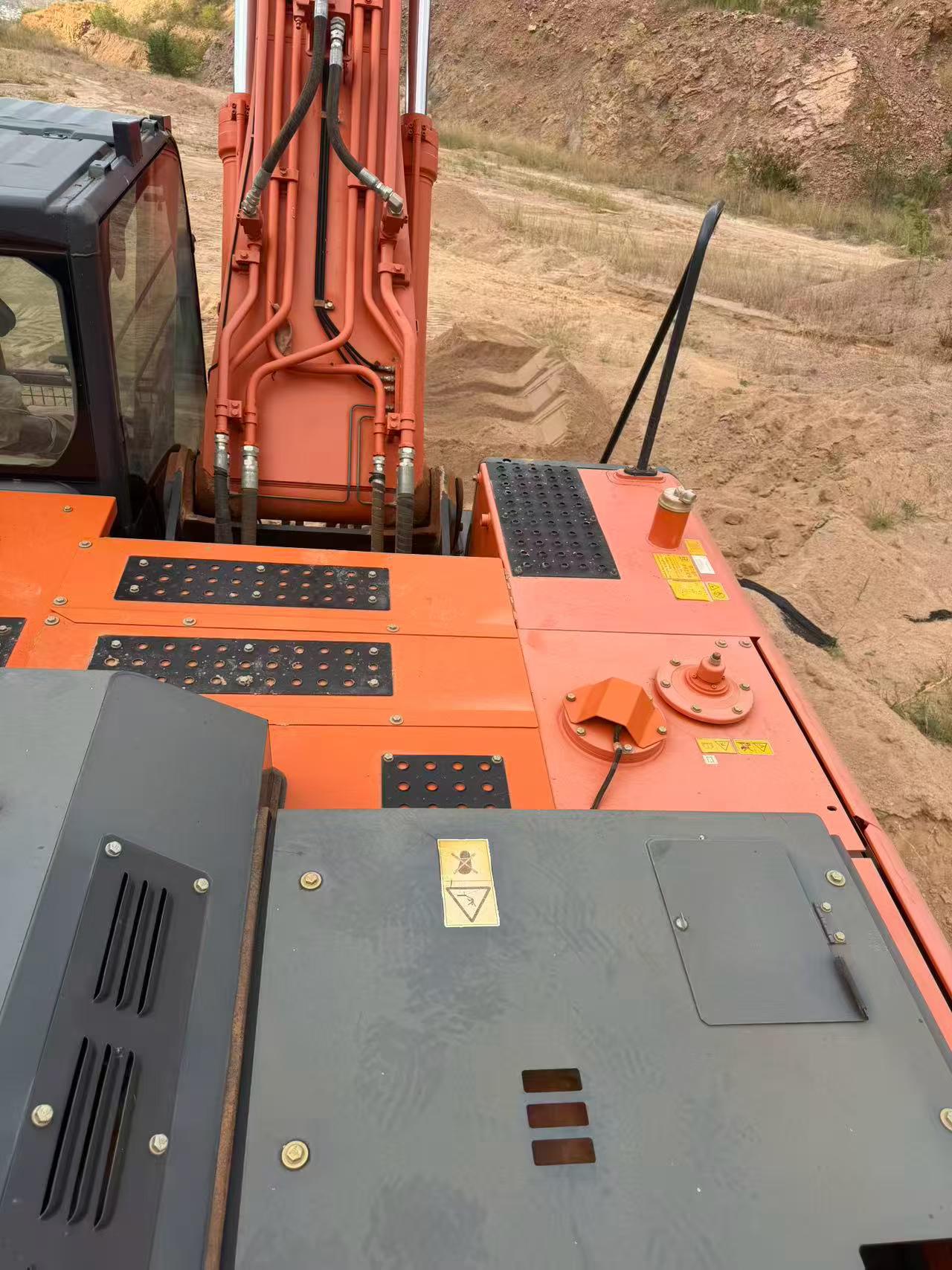 شراء حفارة Hitachi EX360-5 مستعملة / 7