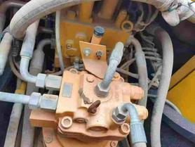 Buy Sany SY215C Used Excavator / 4 Buy Sany SY215C Used Excavator / 4