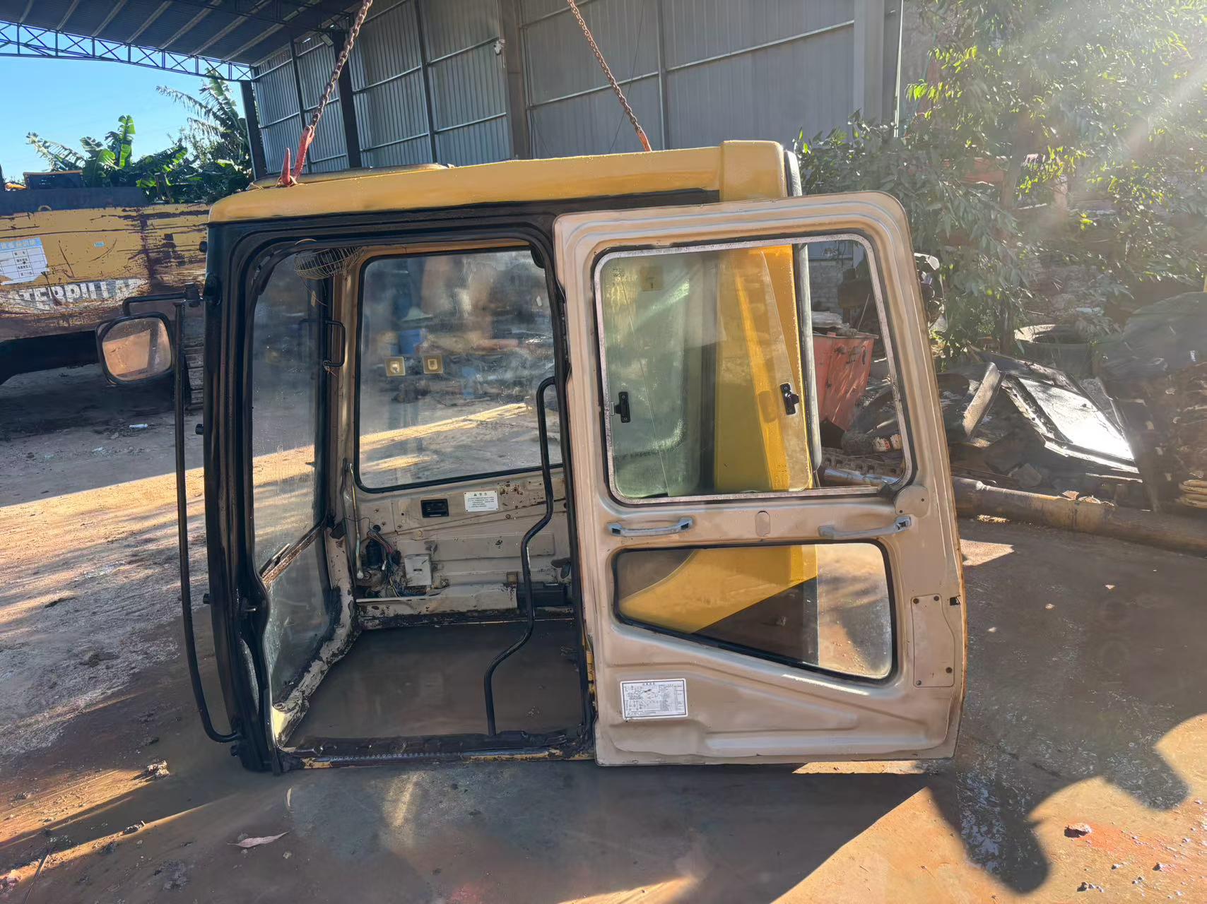 Buy Caterpillar Used Excavator / 3