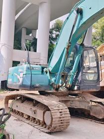 Buy Kobelco SK200-11 Used Excavator / 2 Buy Kobelco SK200-11 Used Excavator / 2