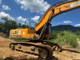 Buy Sany SY215C-8 Used Excavator / 4 Buy Sany SY215C-8 Used Excavator / 4