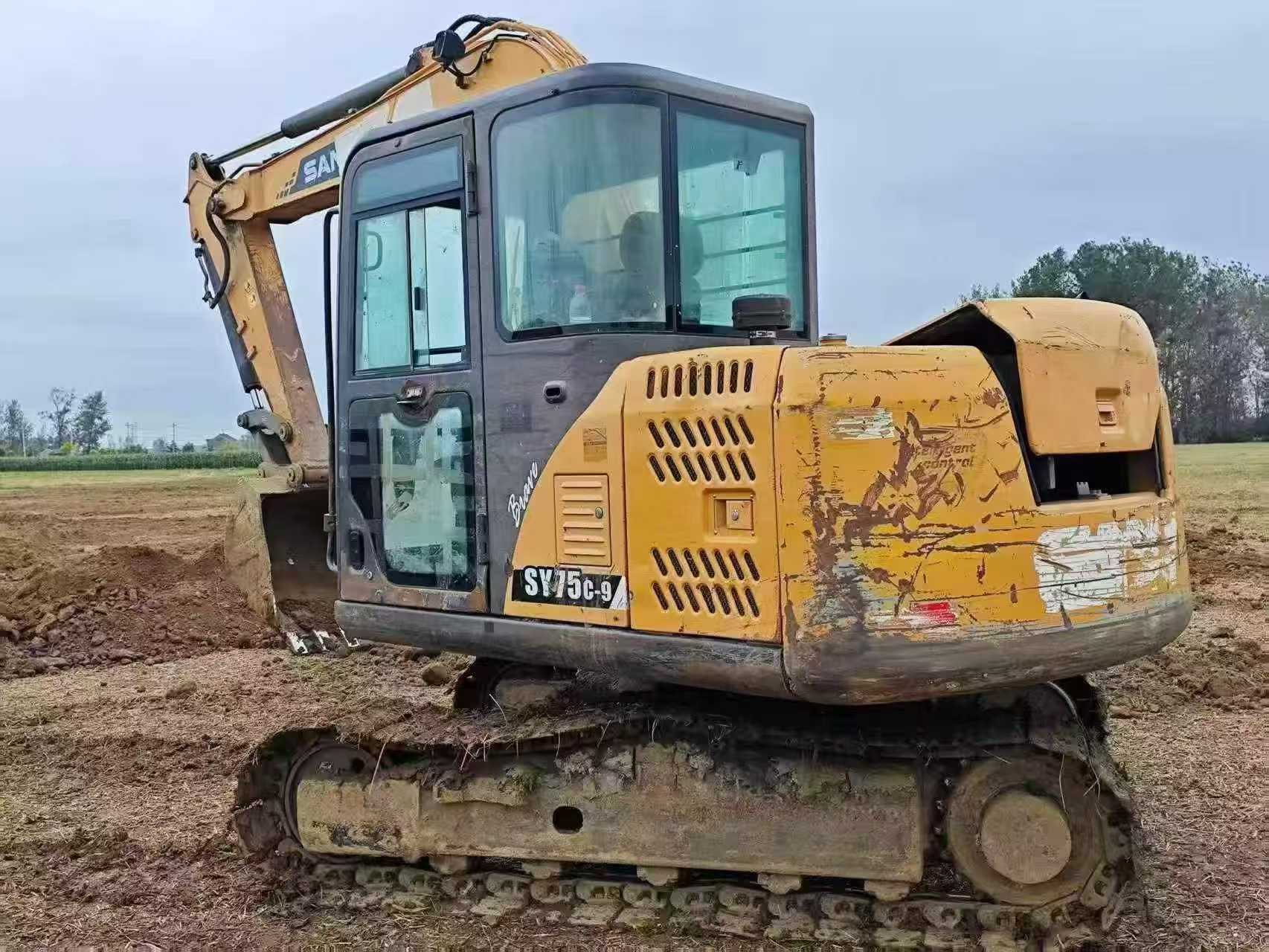 Buy Sany SY75 Used Excavator / 4