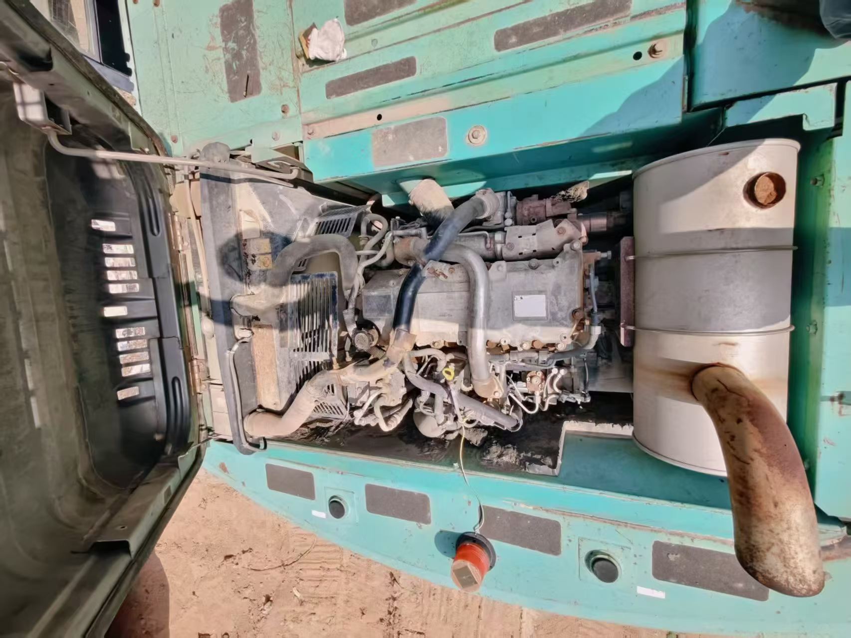 Buy Kobelco SK200-11 Used Excavator / 3