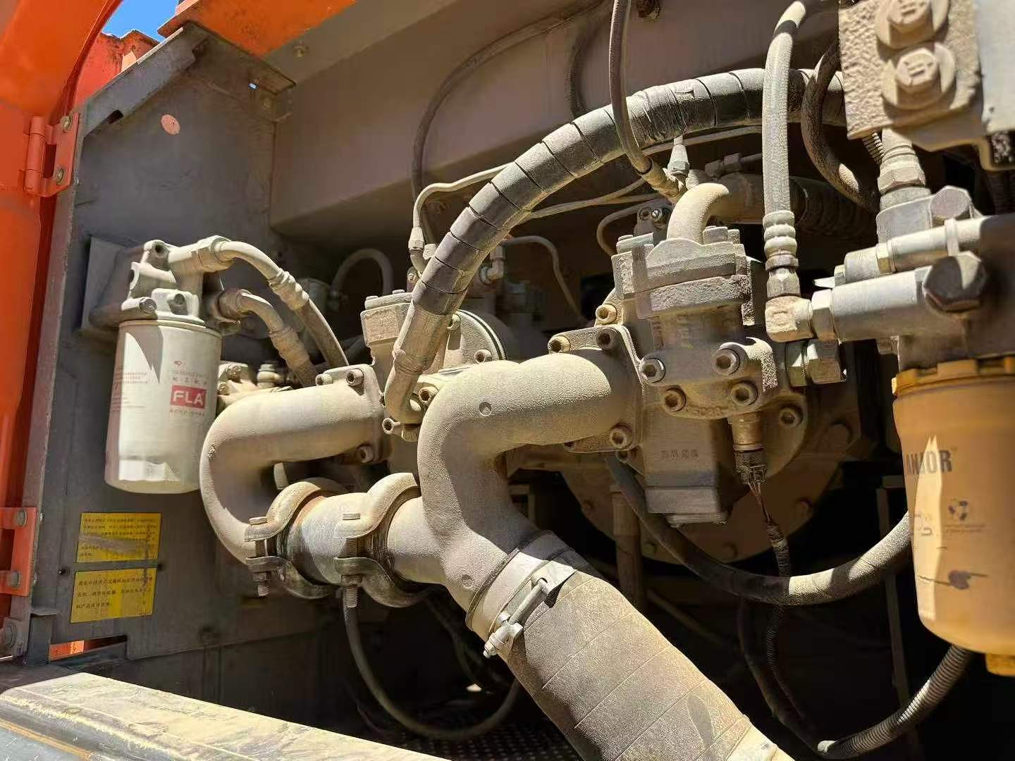 Compre Excavadora Hitachi EX350 Usada / 9