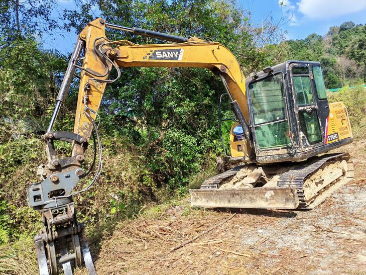 Buy Sany SY75 Used Excavator / 1