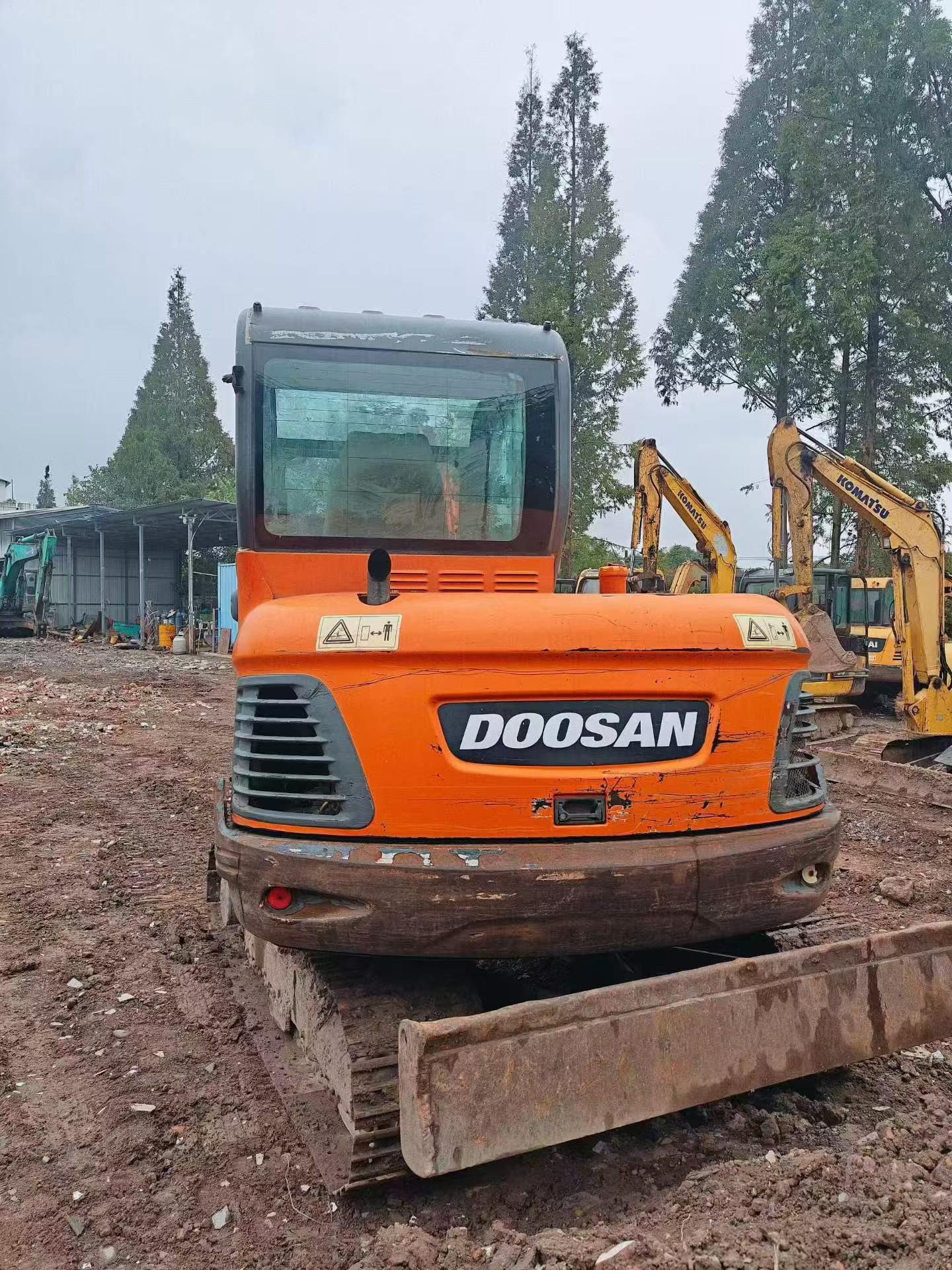 Buy Doosan DH55 Used Excavator / 2