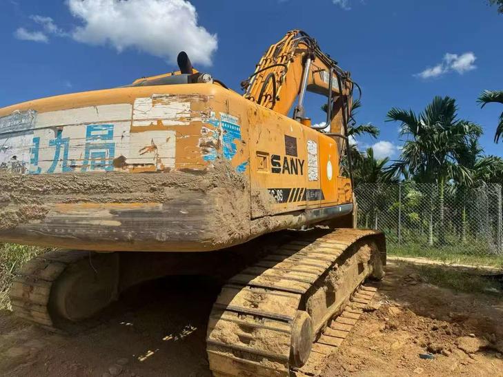 Buy Sany SY215C-8 Used Excavator / 1