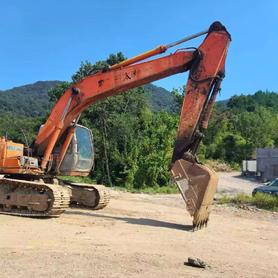 Buy Hitachi EX200-5 Used Excavator / 2 Buy Hitachi EX200-5 Used Excavator / 2