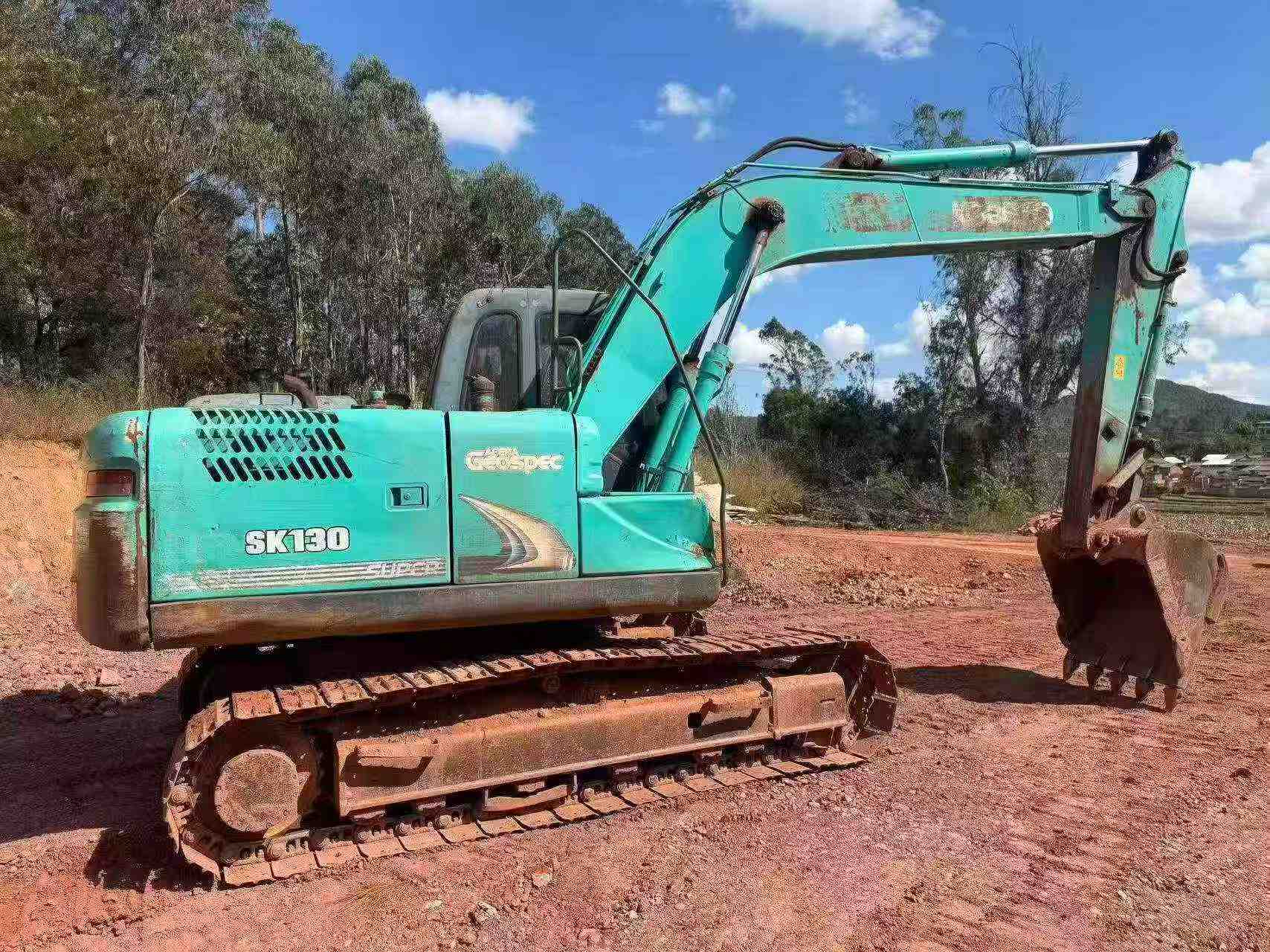 Buy Kobelco SK130 Used Excavator / 2