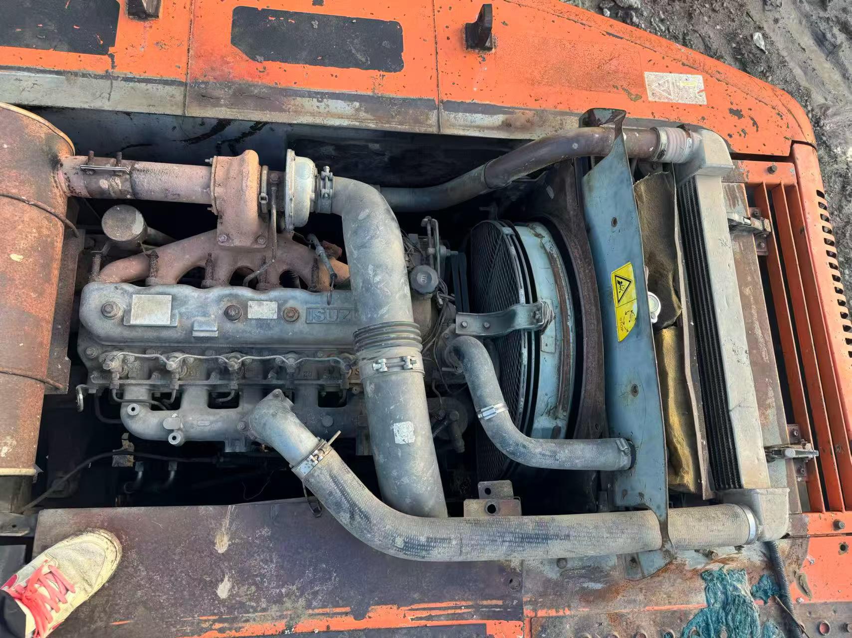 Buy Hitachi ZX200-6 Used Excavator / 5