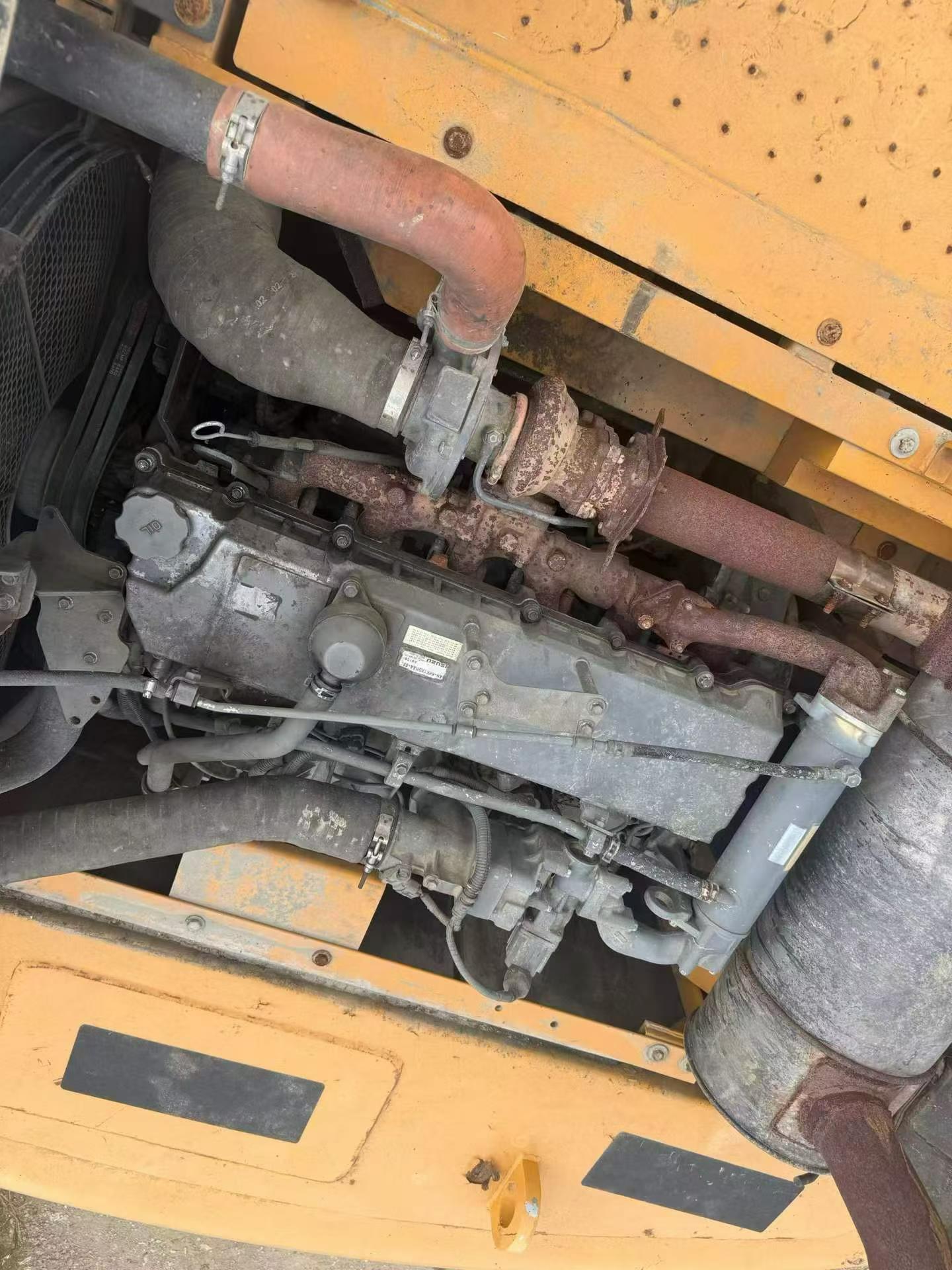 شراء حفارة Sany SY285C مستعملة / 4