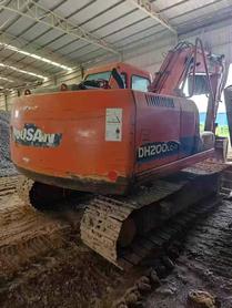 Buy Doosan DH150-7 Used Excavator / 6 Buy Doosan DH150-7 Used Excavator / 6