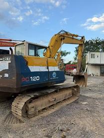 Buy Komatsu Used Excavator / 2 Buy Komatsu Used Excavator / 2