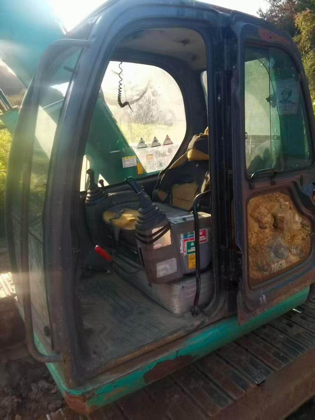 Buy Kobelco SK70SR Used Excavator / 6