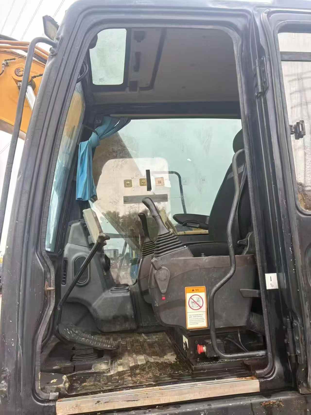 Buy Sany SY135 Used Excavator / 2