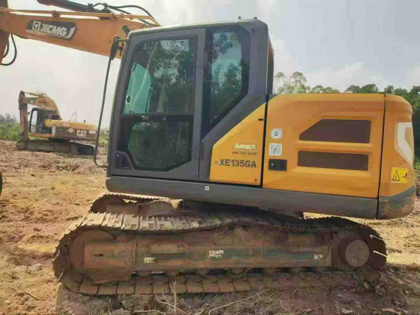Buy XCMG XE135B Used Excavator / 3