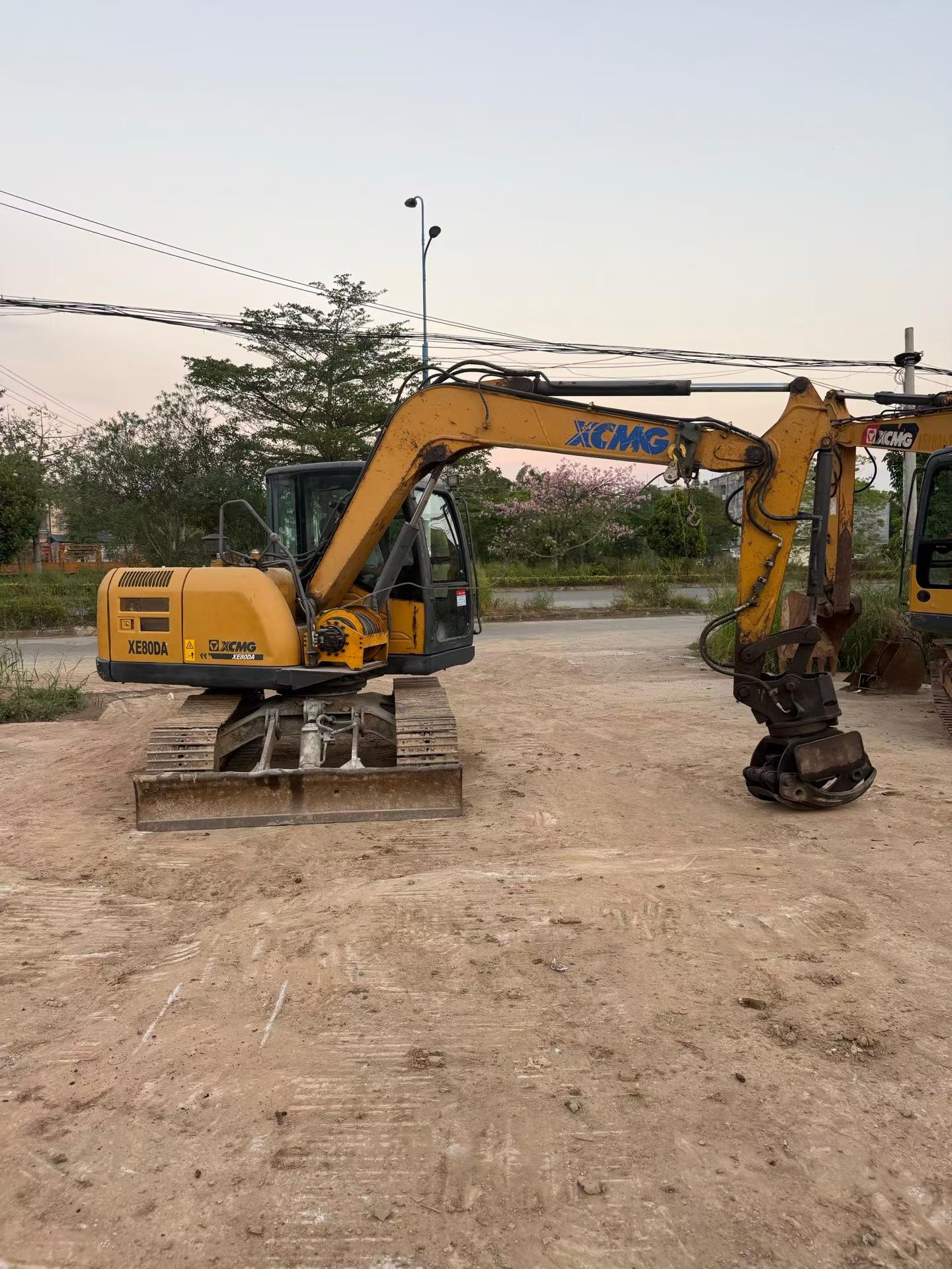 Buy XCMG XE75C Used Excavator / 3