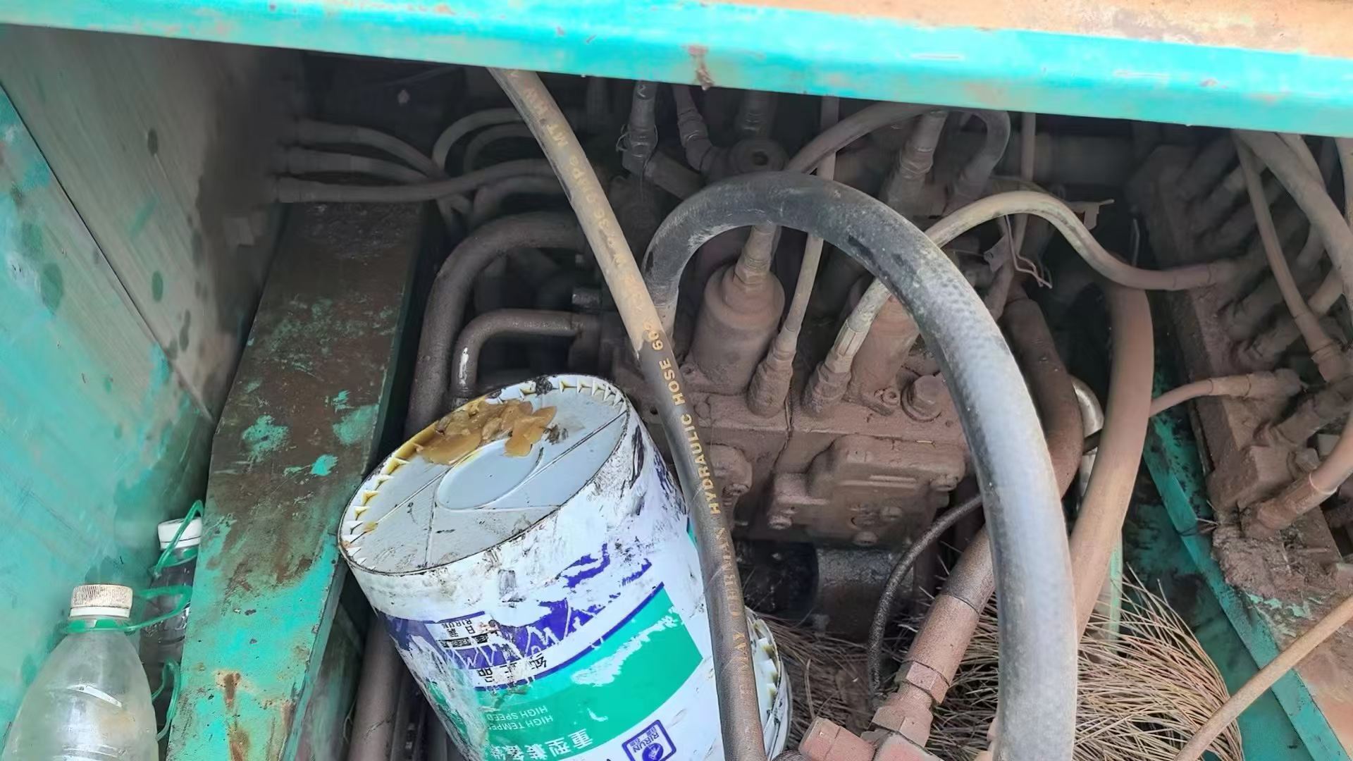 Buy Kobelco SK210-6 Used Excavator / 6
