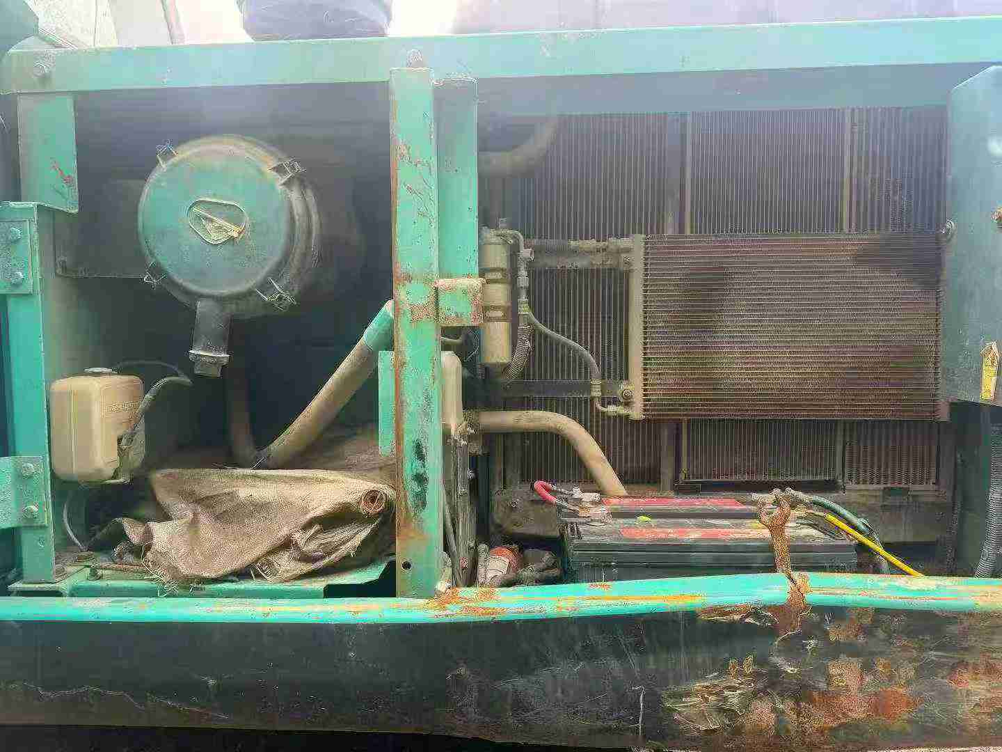 Buy Kobelco SK210 Used Excavator / 2