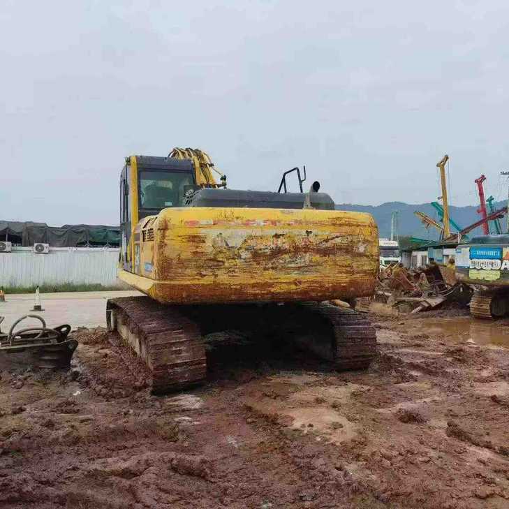 Buy Komatsu Used Excavator / 1