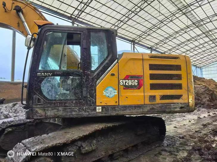 Buy Sany SY205C Used Excavator / 1