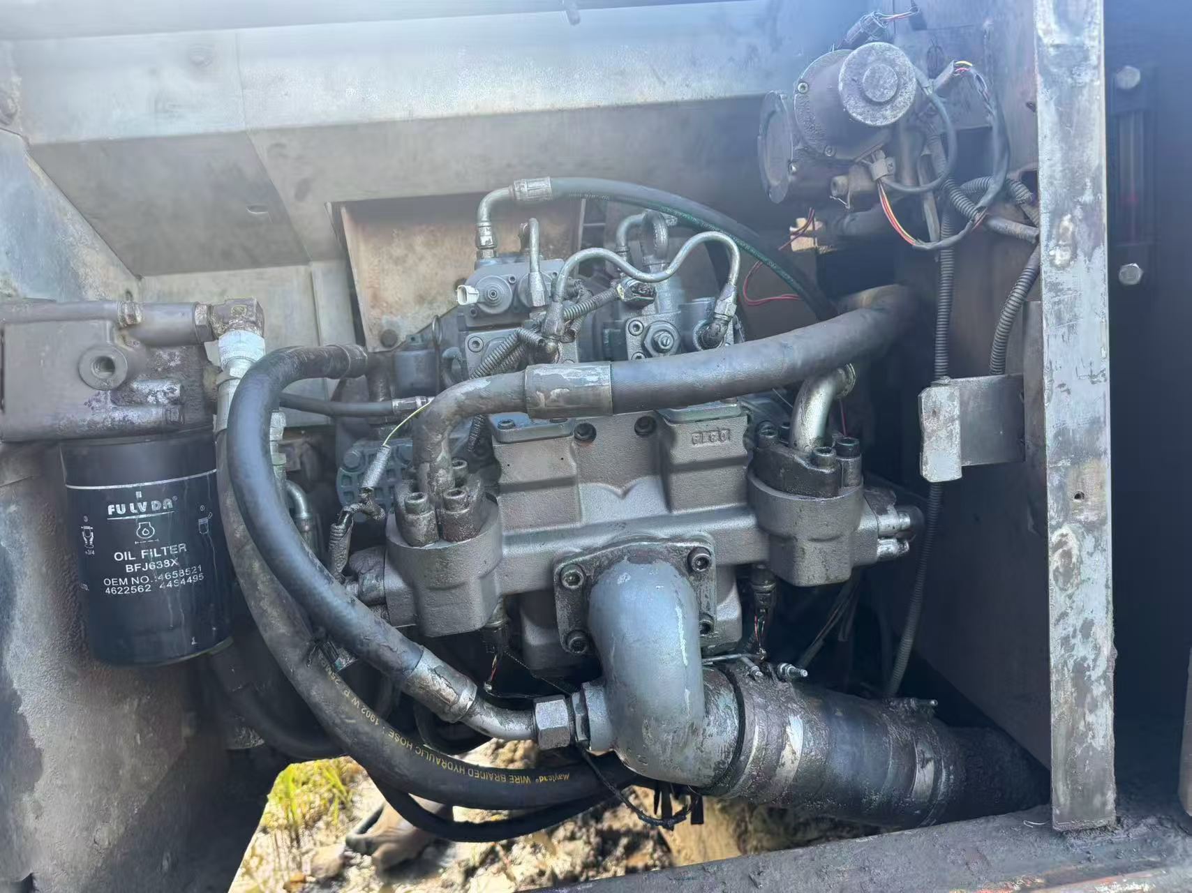 Buy Hitachi ZX200-6 Used Excavator / 3