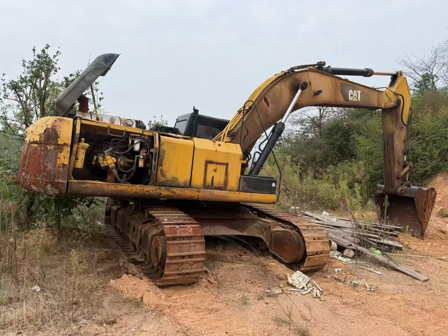 شراء حفارة Caterpillar 336E مستعملة / 7
